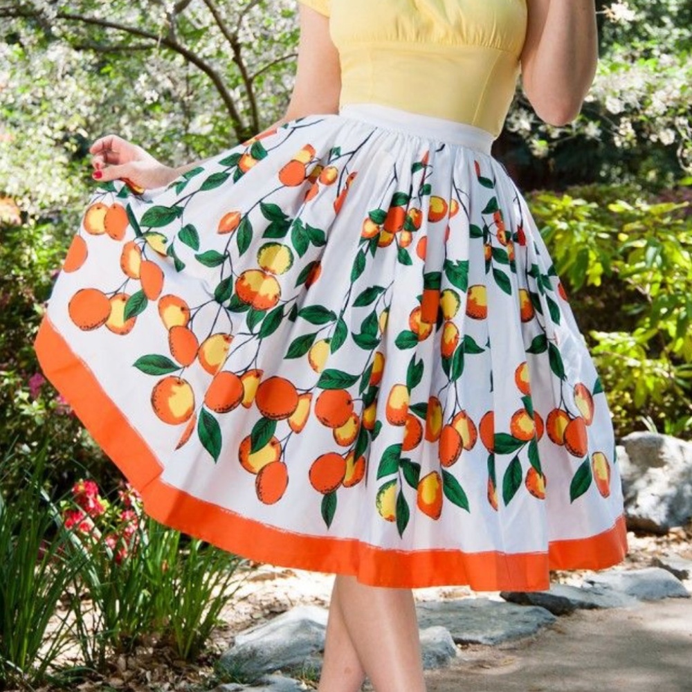 Pinup Girl Clothing - Jenny Skirt - Oranges - M